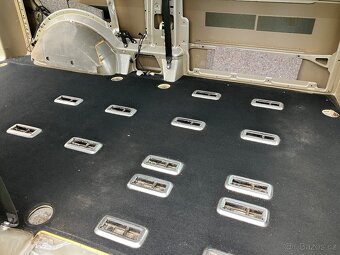 Prodám podlahu caravelle T5 long s kobercem - 2