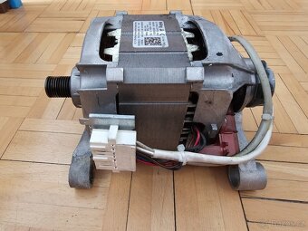 Motor INDESIT BWSA 61053 W. - 2