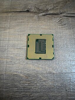 Intel Core i5-2500K (4 jádra, 3.3 GHz) – LGA1155 - 2