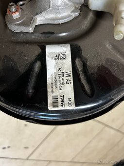 Posilovač brzd 5Q1 614 105 CM - 2