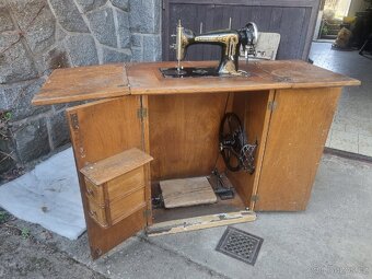 Sici stroj Minerva Bobin - 2