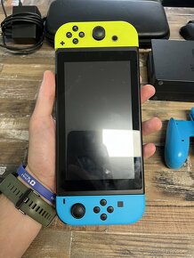 Nintendo Switch - TOP STAV - 2