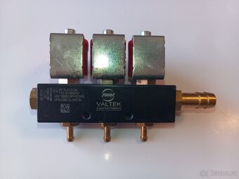 Originální lišta vstřikovačů 110R000040 67R010 - 2