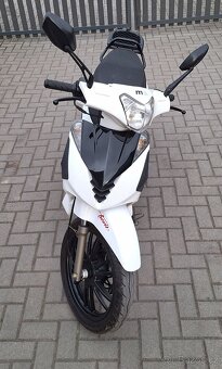 Prodám skůtr 125 ccm - 2