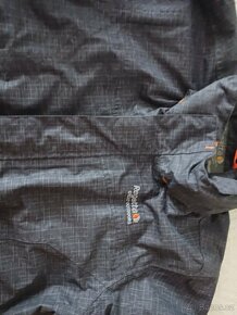 Bunda Waterproof /Breathanble - 7-8 let - 2