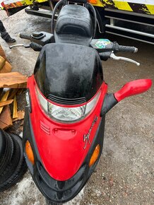 Skútr Kymco Spacer na náhradní díly bez tp a spz - 2