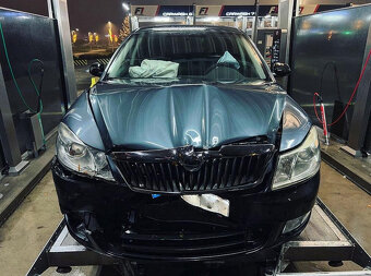 Vůz na náhradní díly Škoda Octavia sedan 2008 BXE KPQ LF8J - 2