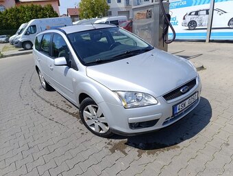 Ford Focus 1,6 combi - 2
