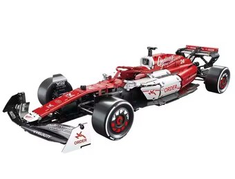 NOVÉ Alfa Romeo F1 Team - 1770ks kostek - 2