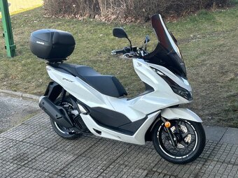 Honda PCX 125 r.v.2024 - 2