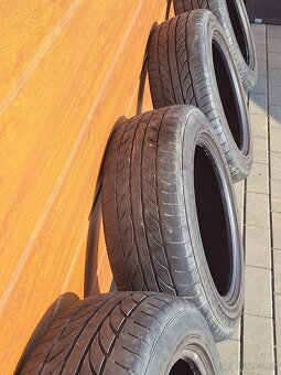 225/55 R17 Letní pneu - 2