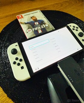 Nintendo Switch OLED + FIFA23 - 2