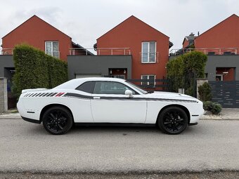 DODGE CHALLENGER 4x4 2021 PENTASTAR - 2