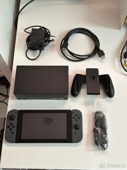 Nintendo Switch (rezervováno) - 2
