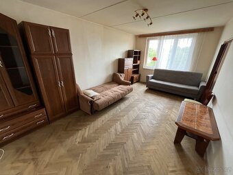 Byt 2+1 balkon Stara Role - 2