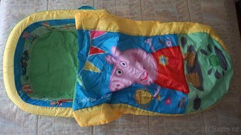 Nafukovací matrace se spacákem Prasátko Peppa, od 3let - 2