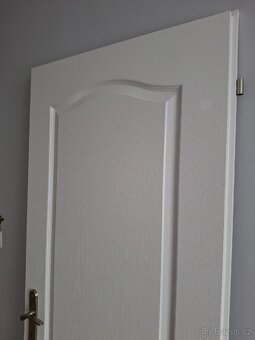 Bílé levé dveře 70 cm - 2