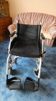 Invalidní vozík - 2