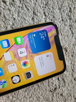 iPhone XR 64gb baterie 97% - 2