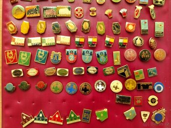 RESTAURACE - JEDNOTA - SBÍRKA ODZNAKŮ. - 2