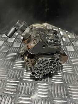 //Vstřikovací Čerpadlo 3.0TDi AUDI/VW Bosch// - 2