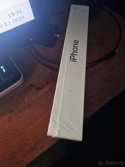 Iphone 16e black 128 gb - 2