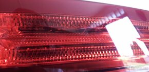 Zadní světlo Jaguar F-Type - 2