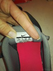 Dámské sportovní boty Nike vel. 38 - 2