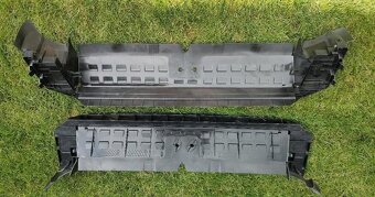 Mercedes Sprinter W907 2018 - kryt intercoolera cela chladic - 2