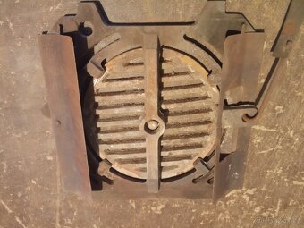 Dvířka kamen, otočný rošt, noha - 2