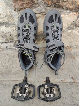 Cyklistické boty s nášlapy - 2