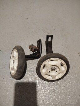 Přídavná kolečka na dětské kolo - 2