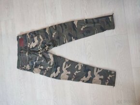 Kevlar trilobitte - 2