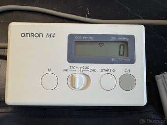 Digitální tlakoměr Omron M4 - 2
