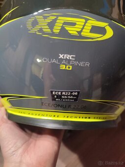 Téměř nová helma - 2