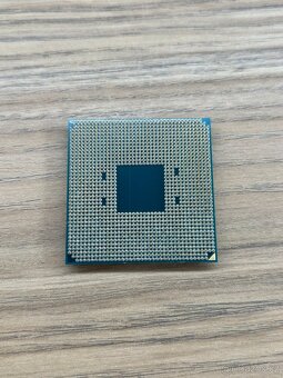 Počítačový procesor AMD Ryzen 3600x - 2