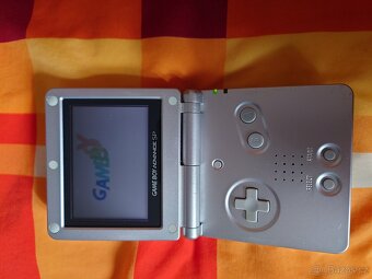 Nintendo Gameboy Advance SP + original nabíječka - 2