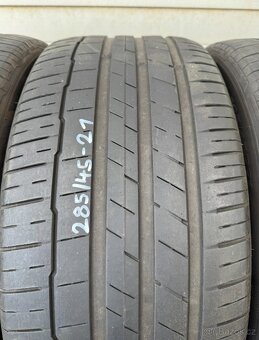 letní pneu 285/45-21 Hankook, DOT 4722 - 2