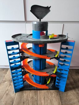 Hot Wheels parkovací garáž - 2