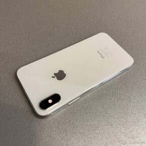 iPhone XS 64GB silver, pěkný stav, 12 měsíců záruka - 2