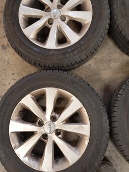 ALU ráfky s pneu KIA - 2