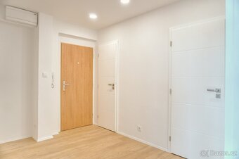Prodej moderního bytu 3+1 po celkové rekonstrukci - Sedlčany - 2