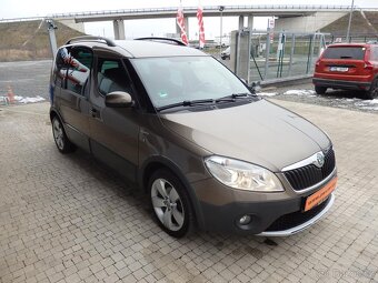 ŠKODA ROOMSTER SCOUT 1.2 TSI ROK 2013 1. MAJITEL TAŽNÉ PDC - 2