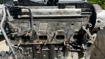 motor CFF 2,0 TDi 103 KW, vadny - 2