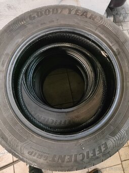 205/60r16 - 2