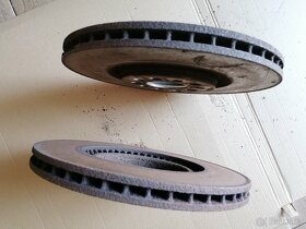 Brzdové kotouče přední Octavia1RS - 2