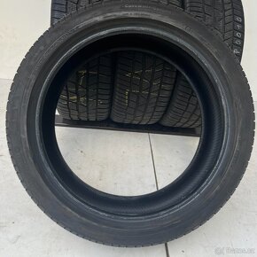 2ks ZIMNÍ PNEUMATIKY 245/40R20 CONTINENTAL 7,5mm - 2
