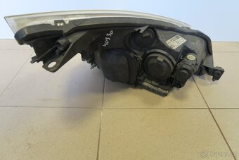 Přední světlo Renault Espace - 2