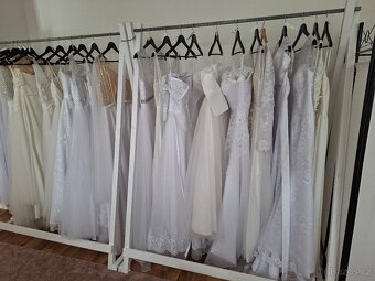 Štendr stojan na šaty / oblečení - 2