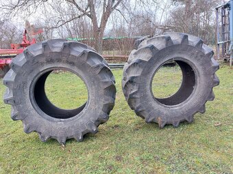 Pneu Trelleborg 380/70 R 20 - 2